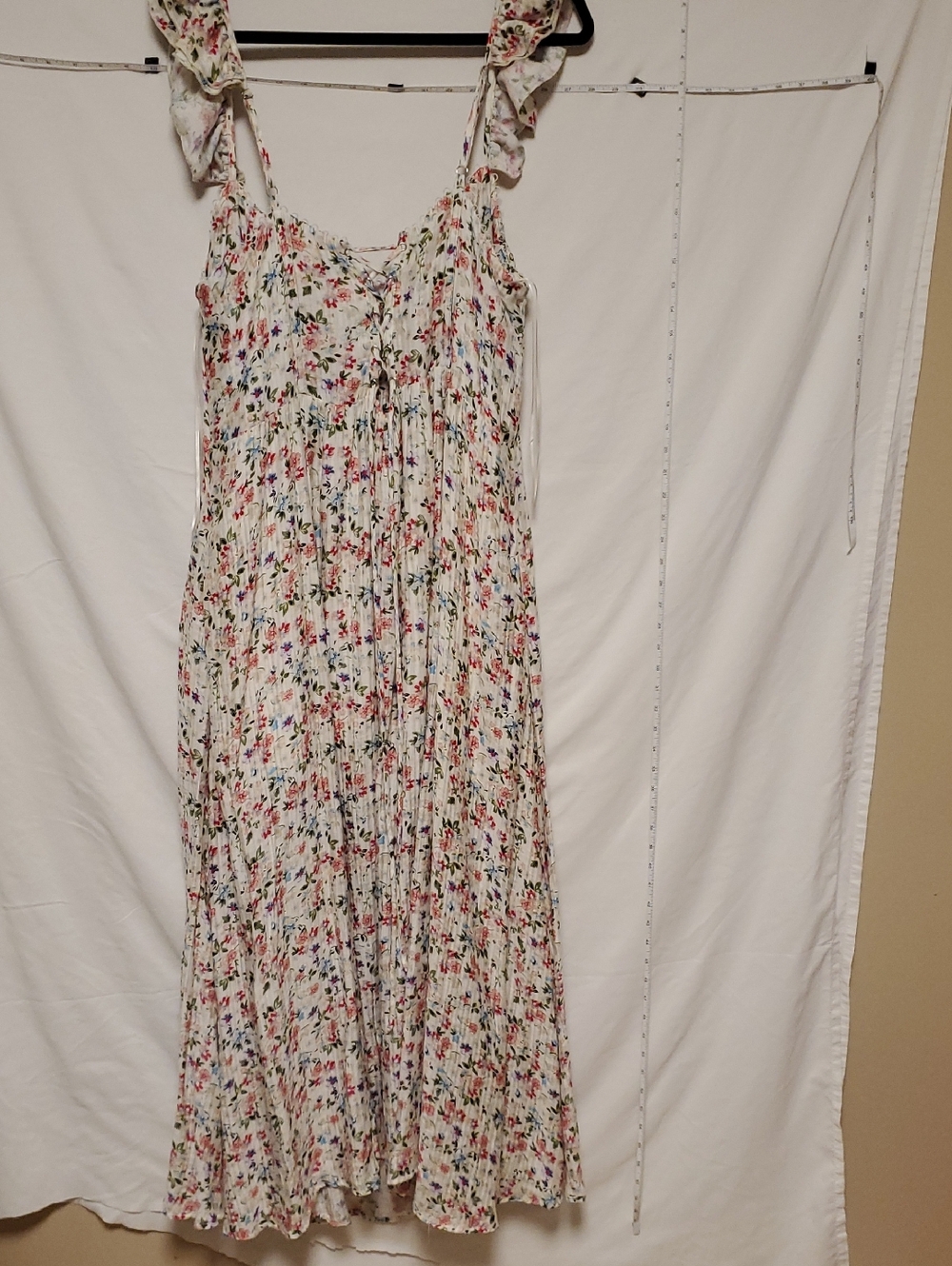 ASTR Cream Floral Maxi Dress With Ruffle Straps And Boning - Picture 6 of 6